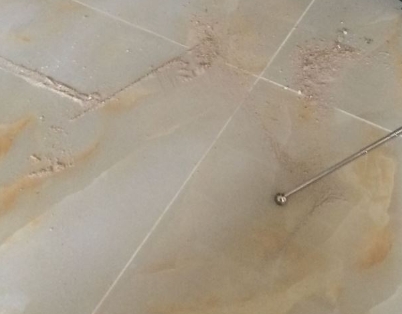 西华瓷砖空鼓维修公司分享粘合剂选择不当在瓷砖铺贴过程中可能导致以下问题